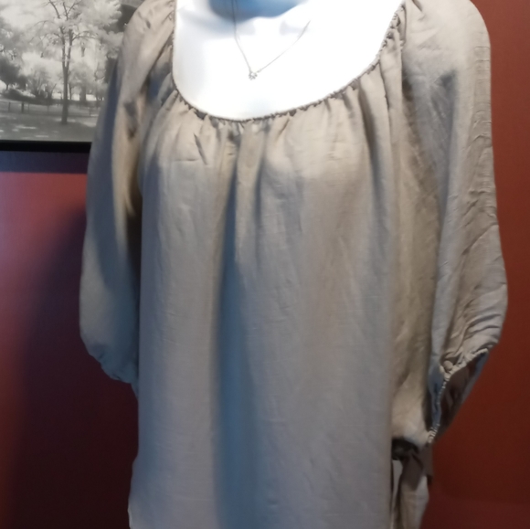 Top - Picture 8 of 14